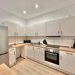 Fuer 4 Personen Mit Smart-tv - Nespresso - Self-check-in - Voll Ausgestatteter Kueche * Bielefeld