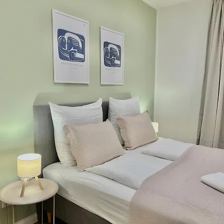 Wohnung Fuer 4 Personen Mit Smart-Tv - Nespresso - Self-Check-In - Voll Ausgestatteter Kueche Apartament *
