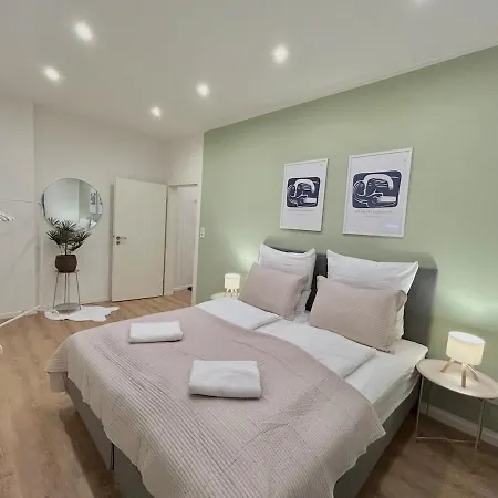 Apartament Wohnung Fuer 4 Personen Mit Smart-Tv - Nespresso - Self-Check-In - Voll Ausgestatteter Kueche *