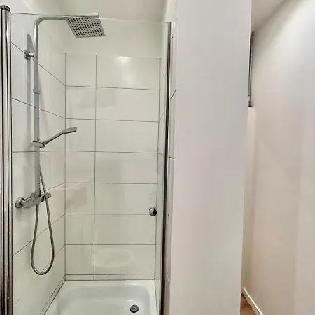Wohnung Fuer 4 Personen Mit Smart-Tv - Nespresso - Self-Check-In - Voll Ausgestatteter Kueche * Bielefeld