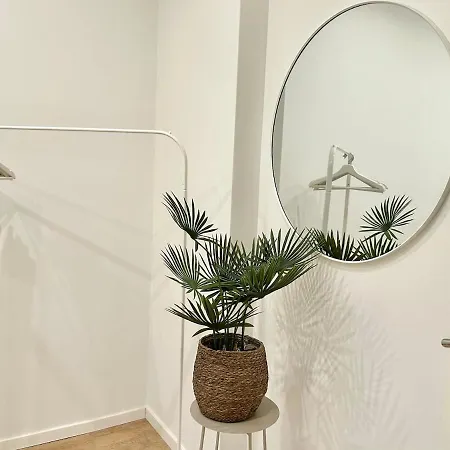 Apartament Wohnung Fuer 4 Personen Mit Smart-Tv - Nespresso - Self-Check-In - Voll Ausgestatteter Kueche Bielefeld