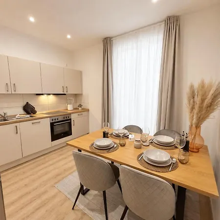 Fuer 4 Personen Mit Smart-tv - Nespresso - Self-check-in - Voll Ausgestatteter Kueche Appartement Bielefeld