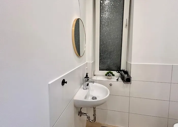 Wohnung Fuer 4 Personen Mit Smart-Tv - Nespresso - Self-Check-In - Voll Ausgestatteter Kueche Apartament *