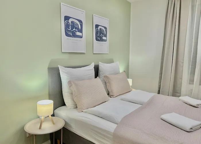 Zentral Gelegene Mit Selbst-check-in Und Wlan Lejlighed *