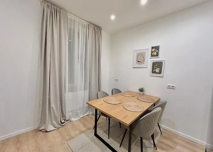 Wohnung Fuer 4 Personen Mit Smart-Tv - Nespresso - Self-Check-In - Voll Ausgestatteter Kueche Apartament